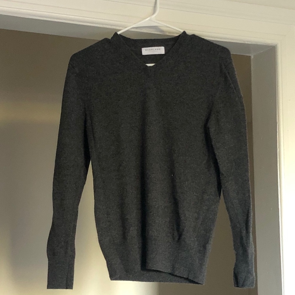 Everlane Cashmere Sweater Grey